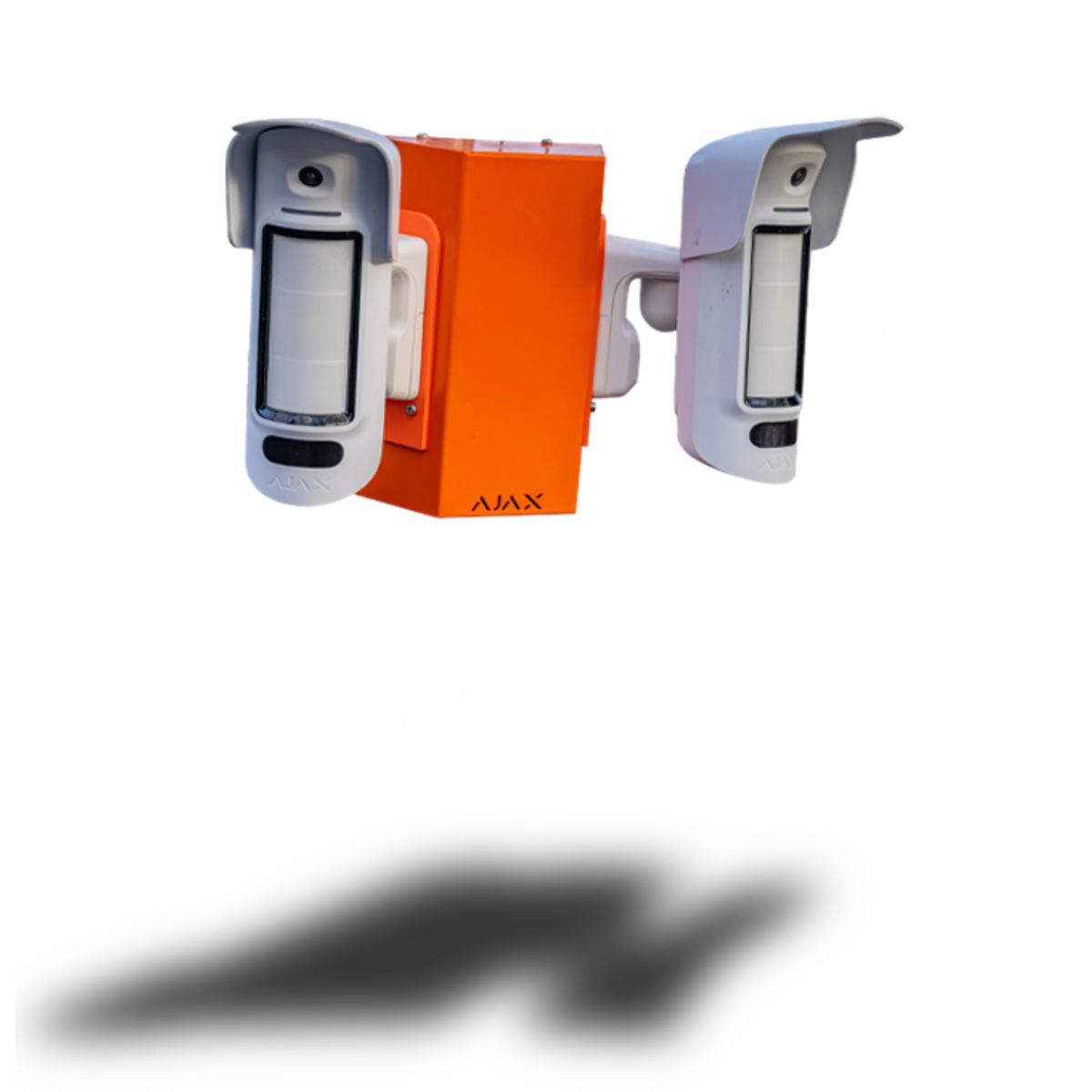 Go ScaffSecure: two motion-detector cameras mounted either side of a scaffold bracket.